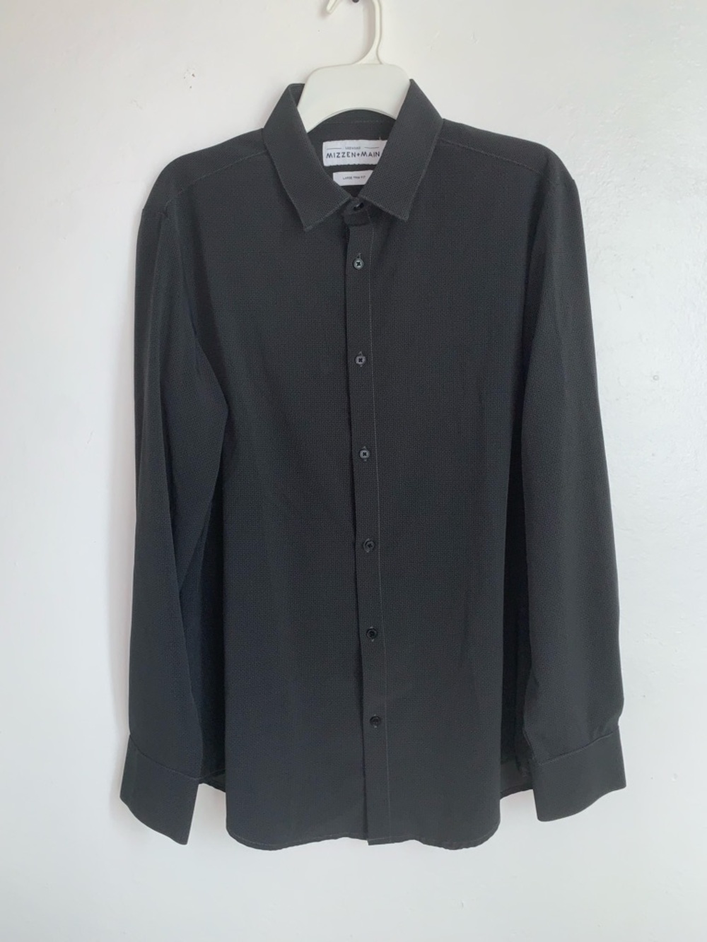 Mizzen+Main Charcoal Textured Long-Sleeve Dress Shirt